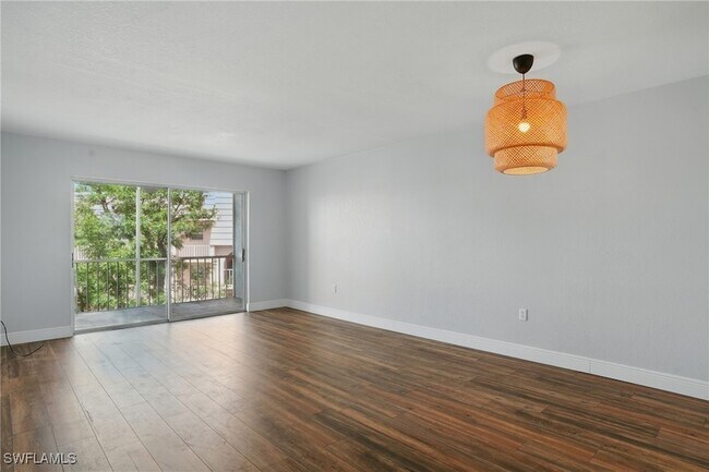 Building Photo - 170 Turtle Lake Ct
