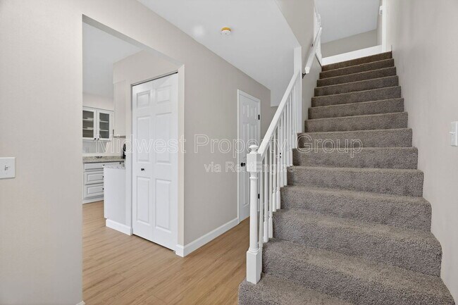 Building Photo - 90 Sutters Mill Rd