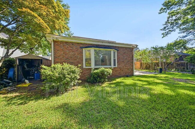 Building Photo - 1641 E Bayview Blvd