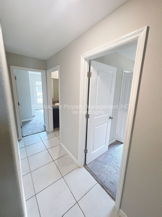 Building Photo - 10344 Alder Green Dr