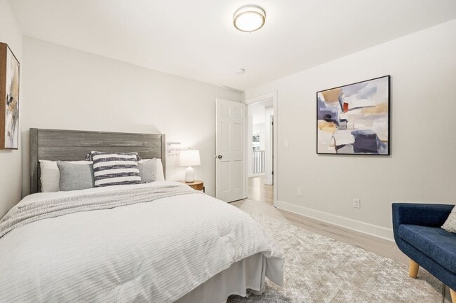 Building Photo - Luxury Acreage Estate in Hollywood Hill | Woodinville Retreat with Modern Upgrades
