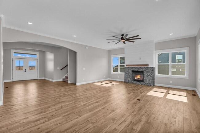 Building Photo - Italian Estates Property Management