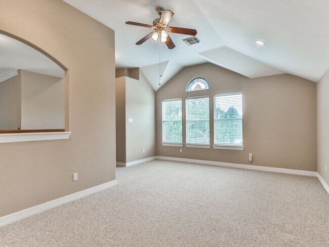 Building Photo - FORE Bedrooms in Del Lago!
