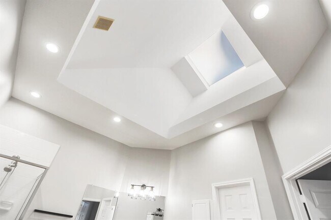 Building Photo - 23122 Beech Canyon Dr