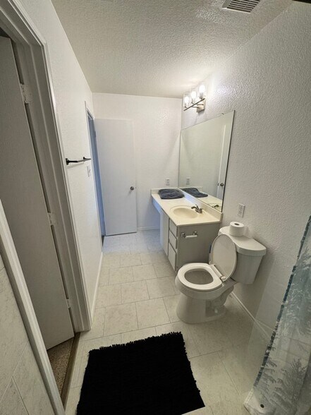 Building Photo - 179 Lexington