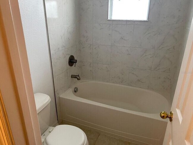 Building Photo - 2299 Rock Dr