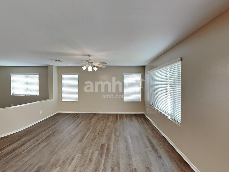 Building Photo - 15472 W Statler Cir