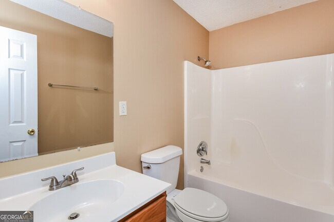 Building Photo - 3385 Slate Dr