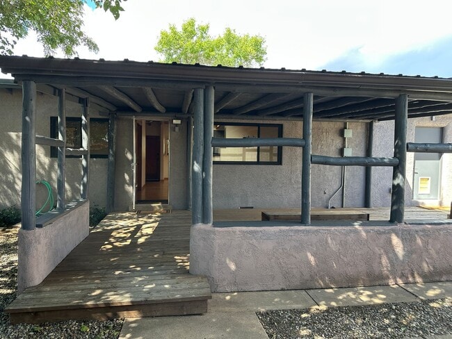 Building Photo - 1938 San Ildefonso Rd