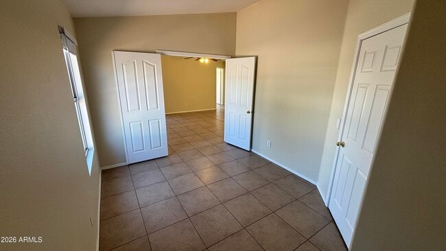Building Photo - 12721 W Palm Ln