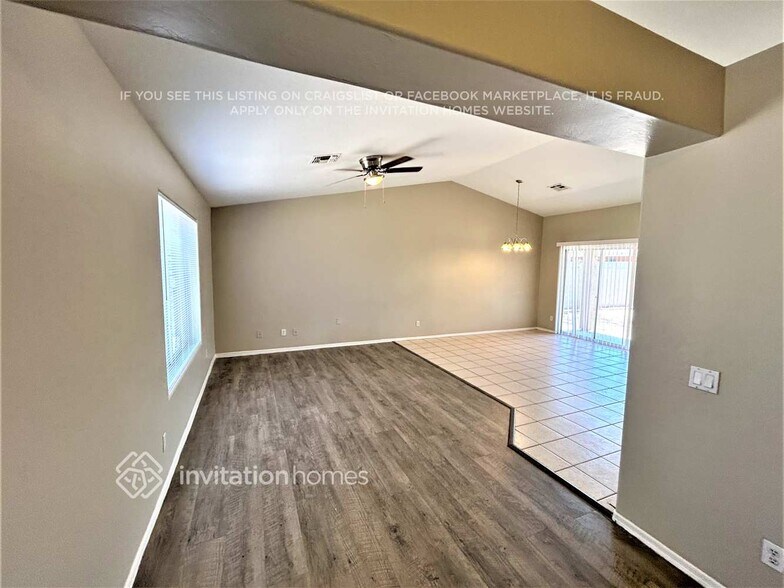 Building Photo - 623 W Romley Ave