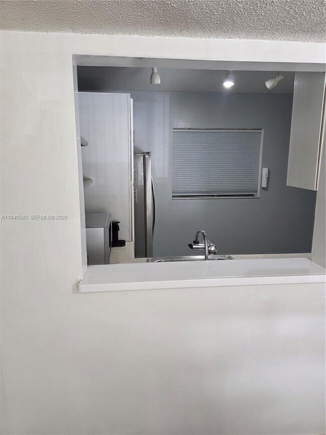 Building Photo - 8065 SW 107th Ave