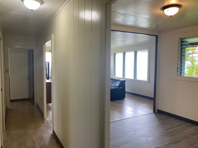 Building Photo - Hakalau