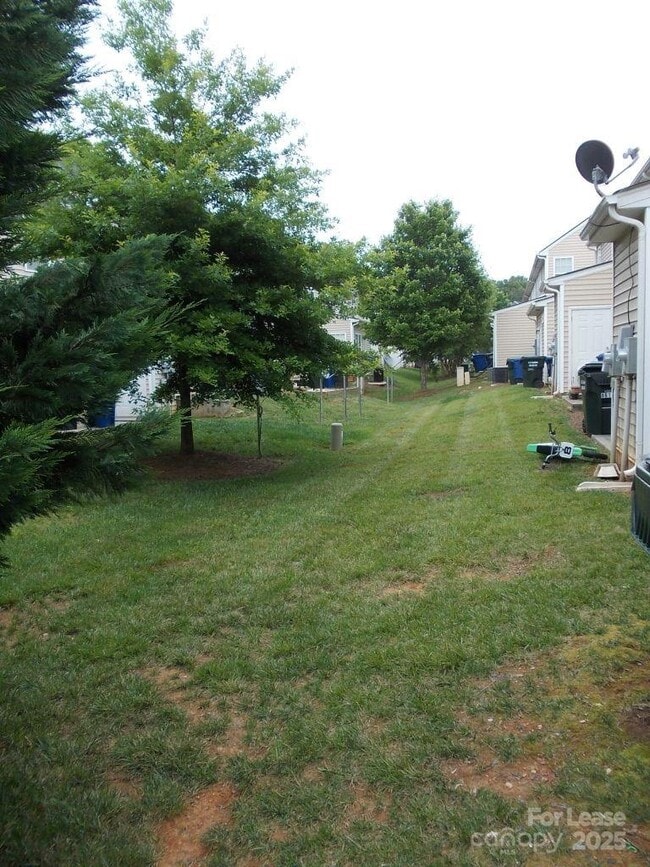 Building Photo - 8603 Wandering Creek Way