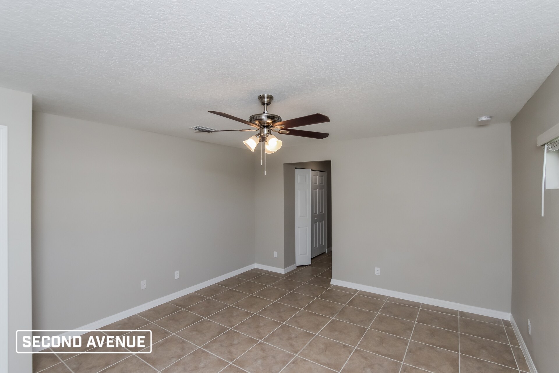 Building Photo - 1689 Waltz St SE