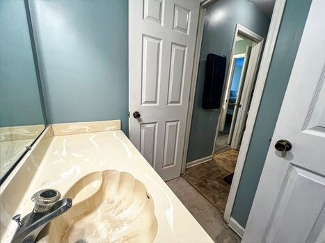 Building Photo - 2731 Smith Springs Rd