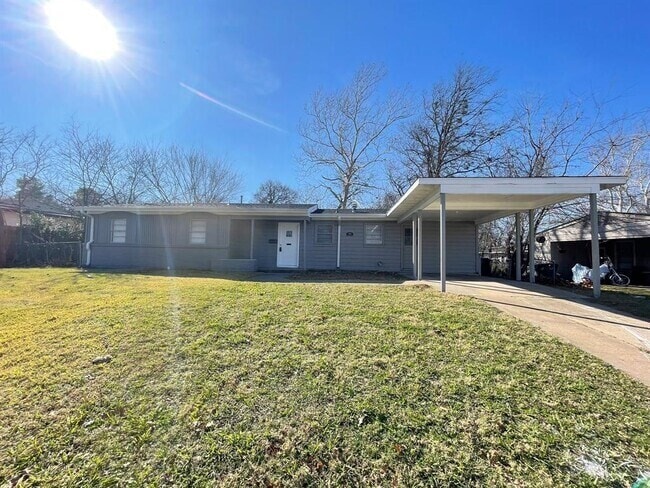 Building Photo - 95 Twining Dr