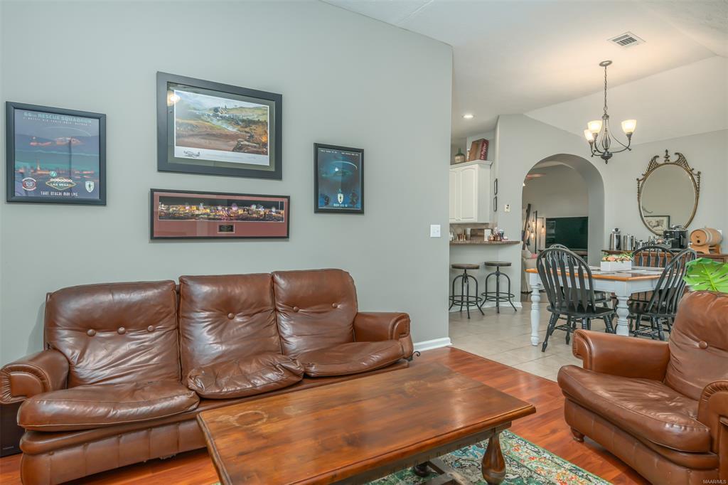 Building Photo - 9211 Hanston Pl