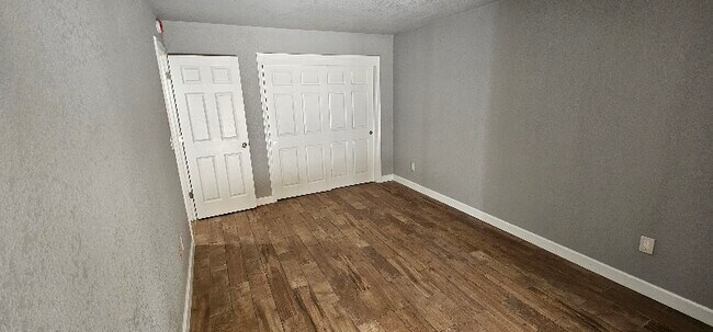 Building Photo - 2540 Antoine Ct