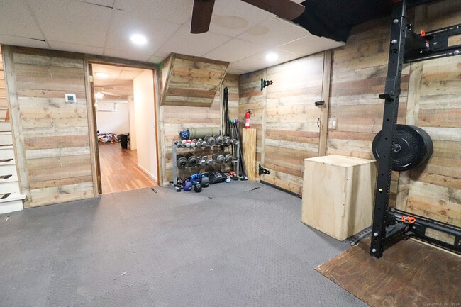 Building Photo - 63 Home Ave