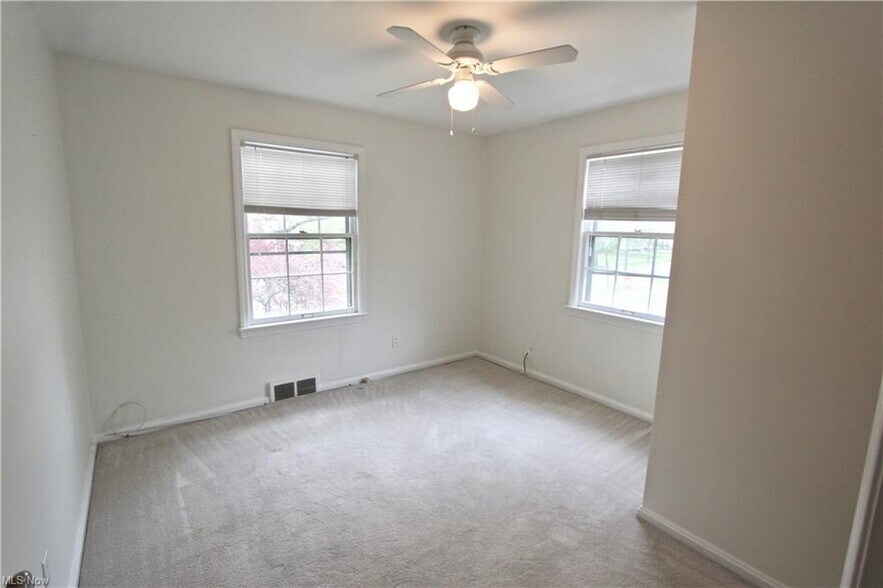 Building Photo - 4050 Silsby Rd