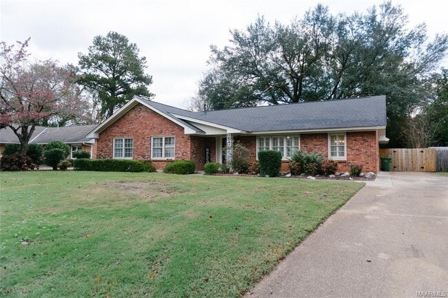 Building Photo - 308 Navajo Dr