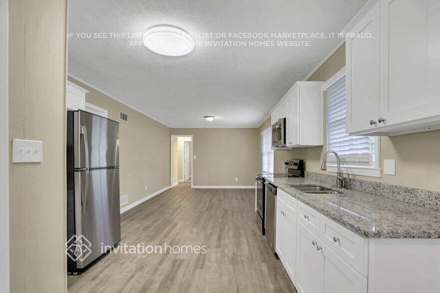 Building Photo - 6286 David Ln SW