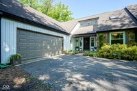 Building Photo - 858 Cedar Wood