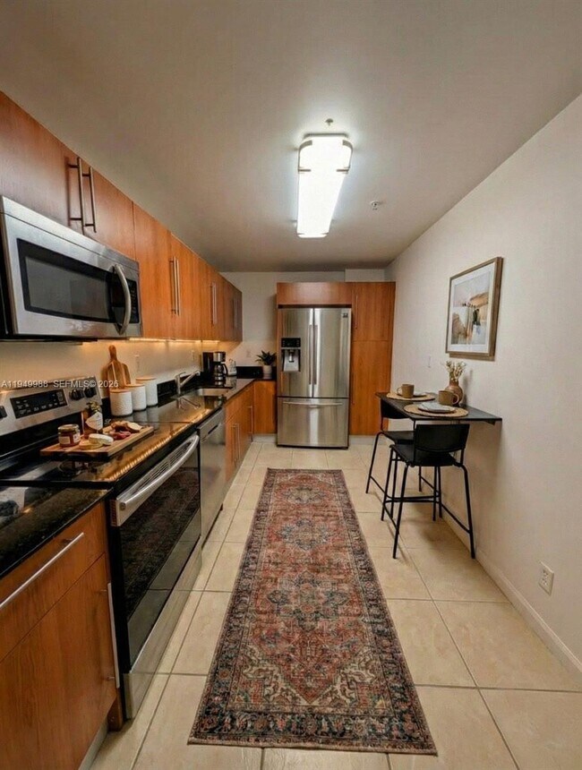 Building Photo - 3000 S Ocean Dr