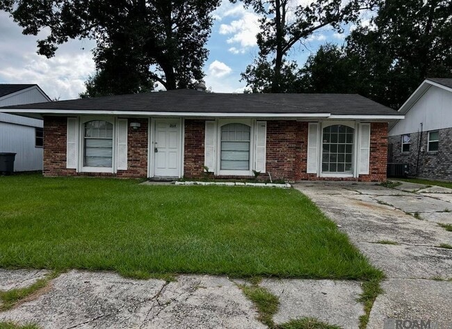 Building Photo - 2614 Citadel Dr