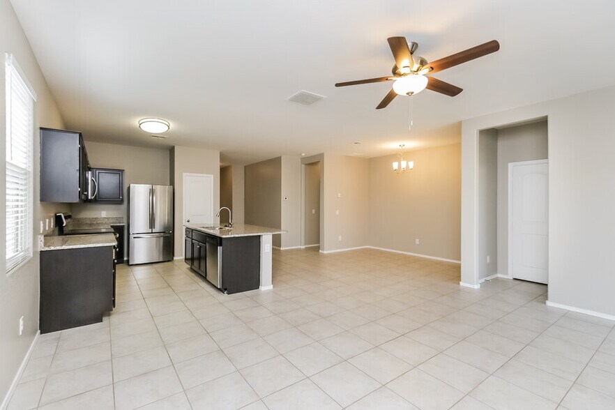 Building Photo - 4976 E Smoky Quartz Rd