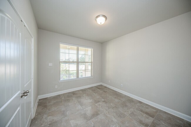 Building Photo - 16103 Devils River Ct