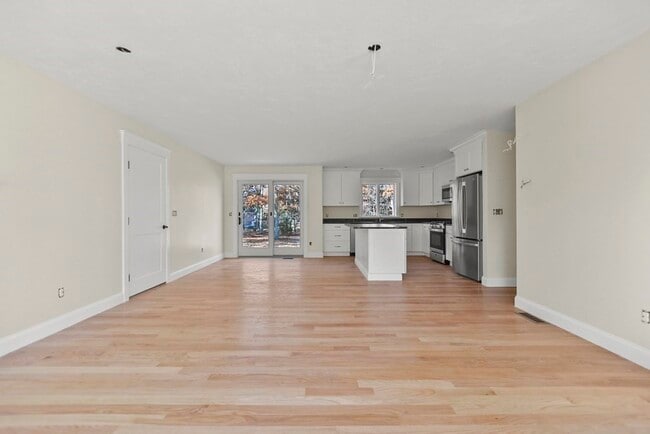 Building Photo - 101 Plum Hollow Rd