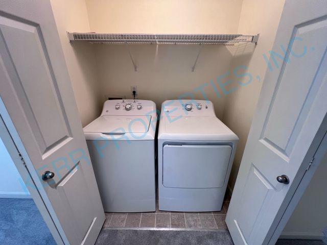 Building Photo - FREE RENT! Charming 3-Bed Home with 2.5 Ba...