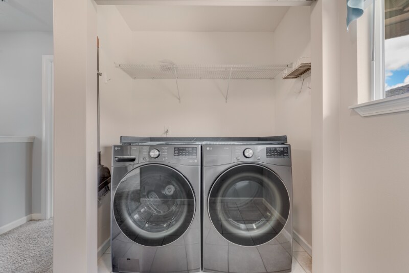 Building Photo - 83 Hoolaau St