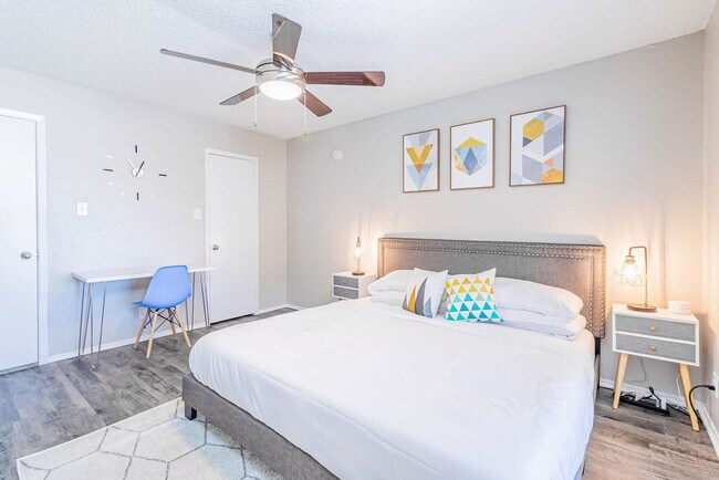 Building Photo - 3501 S 1st St