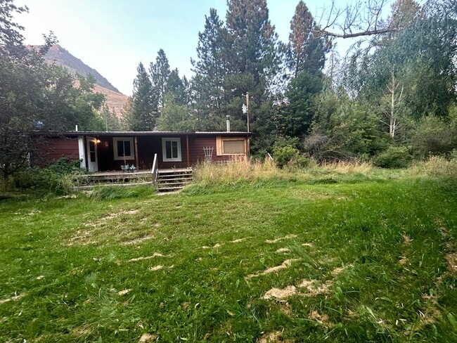 Building Photo - 15295 US-12