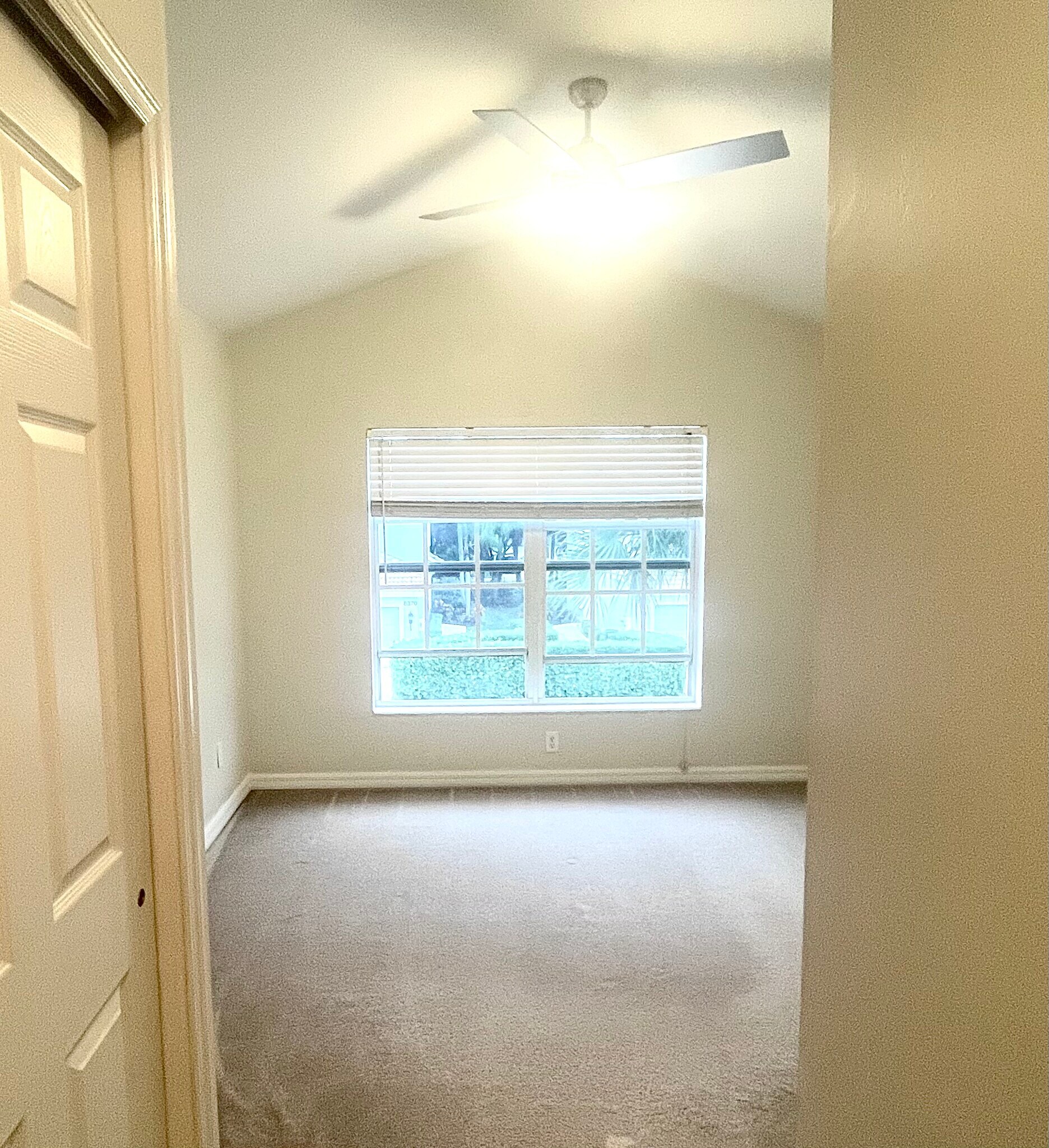 Building Photo - 8361 Village Edge Cir