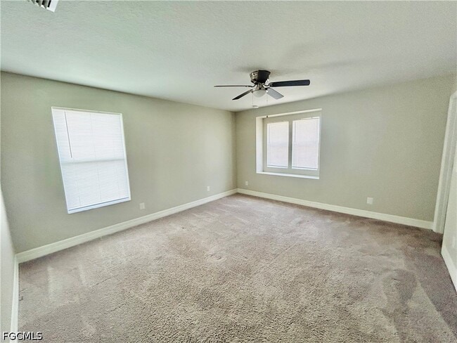 Building Photo - 8041 Allamanda Ct