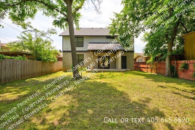 Building Photo - 1435 NW 43rd St