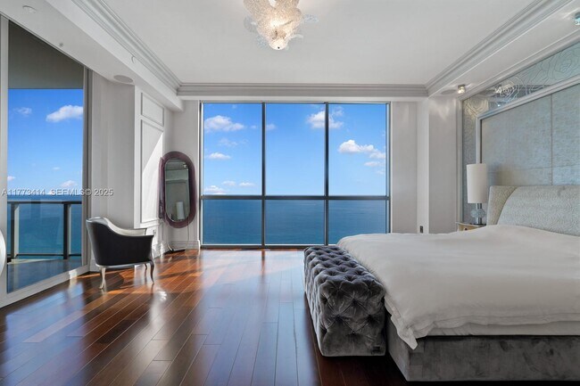 Building Photo - 17749 Collins Ave