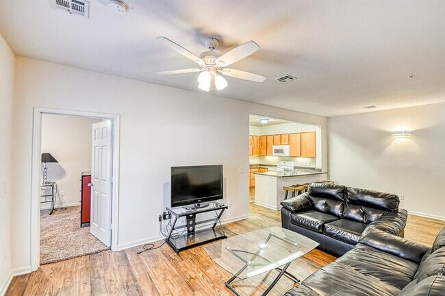 Building Photo - 2200 Classen Blvd