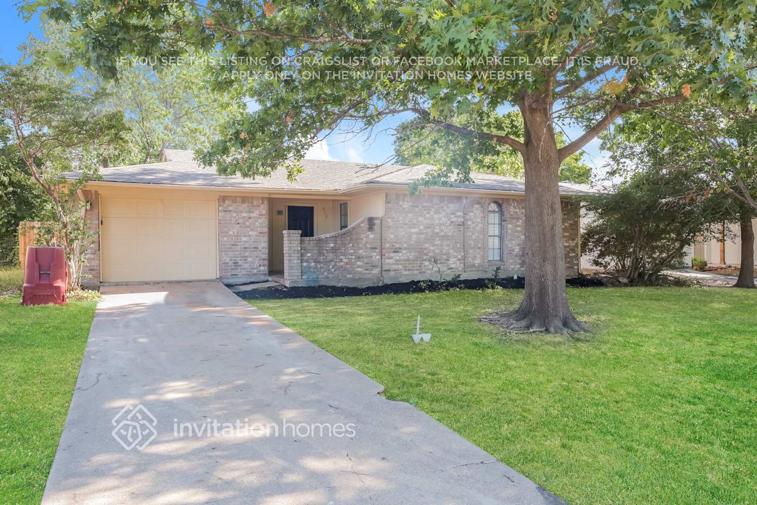 Building Photo - 912 Meadowdale Dr