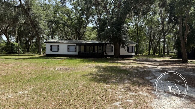 Building Photo - SPRING MOVE-IN SPECIAL: $500 OFF 1ST MONTH...