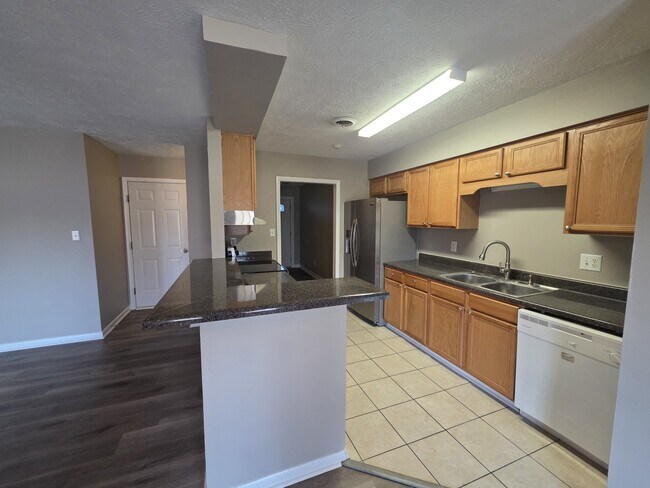 Building Photo - 6536 Grist Mill Rd