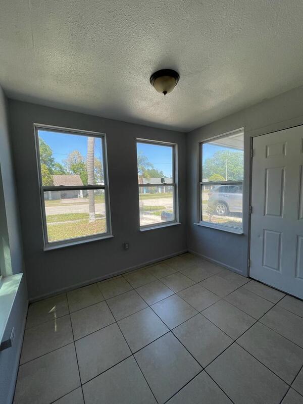 Building Photo - 4518 9th Ave S