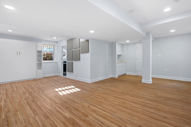 Building Photo - 1407 Leegate Rd NW