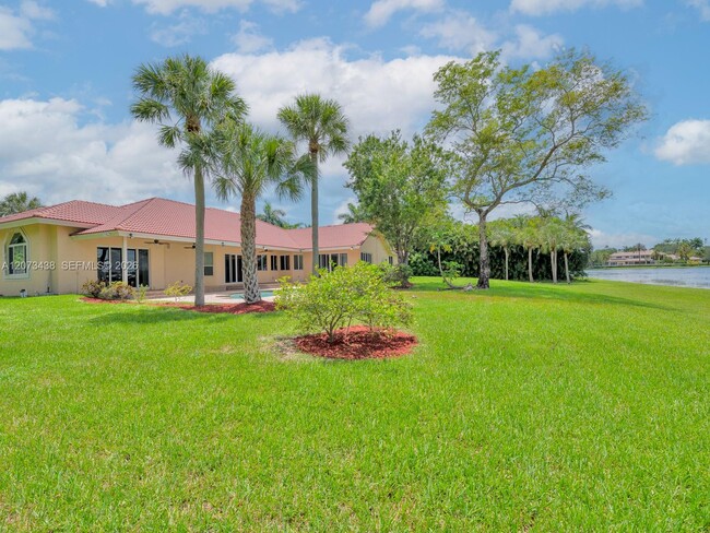 Building Photo - 2710 Walkers Way