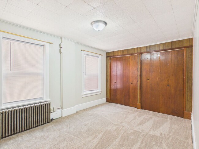 Building Photo - 3 Bedroom House in Harrisburg