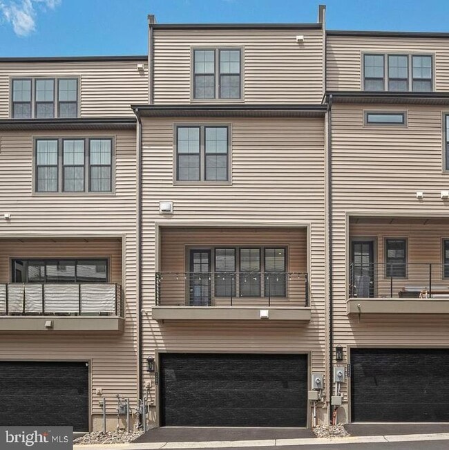 Building Photo - 22226 Philanthropic Dr